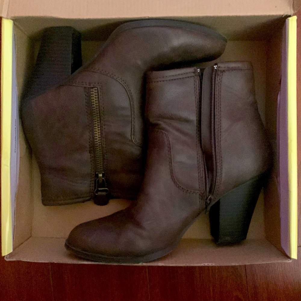 Cathy Jean Brown Boots